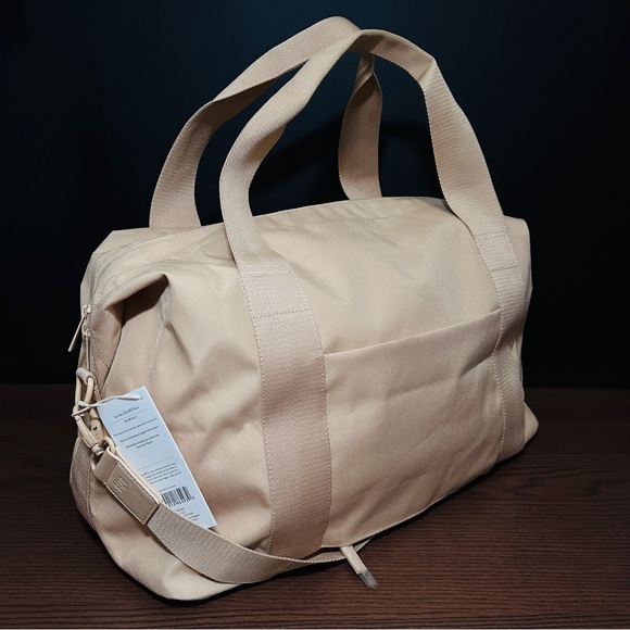 BEIS Handbags - BEIS - The Beisics Duffel Bag - Beige/Cream - New with tags